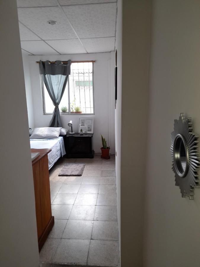 Albergue Casa IWANA Guayaquil Exterior foto